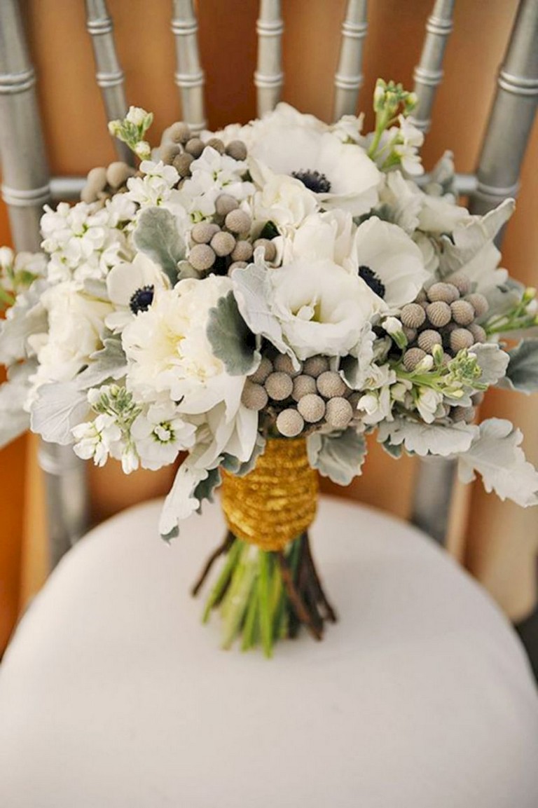 38+ Beautiful Winter Wedding Bouquets Ideas Will Love