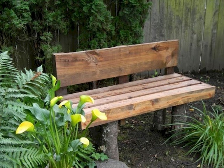 23+ Cool Backyard Garden With Wooden Bench Ideas - Page 15 of 25