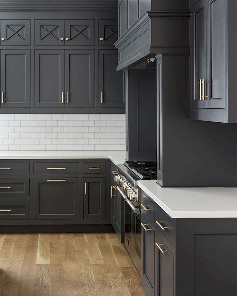 38 Beautiful Farmhouse Gray Kitchen Cabinet Ideas