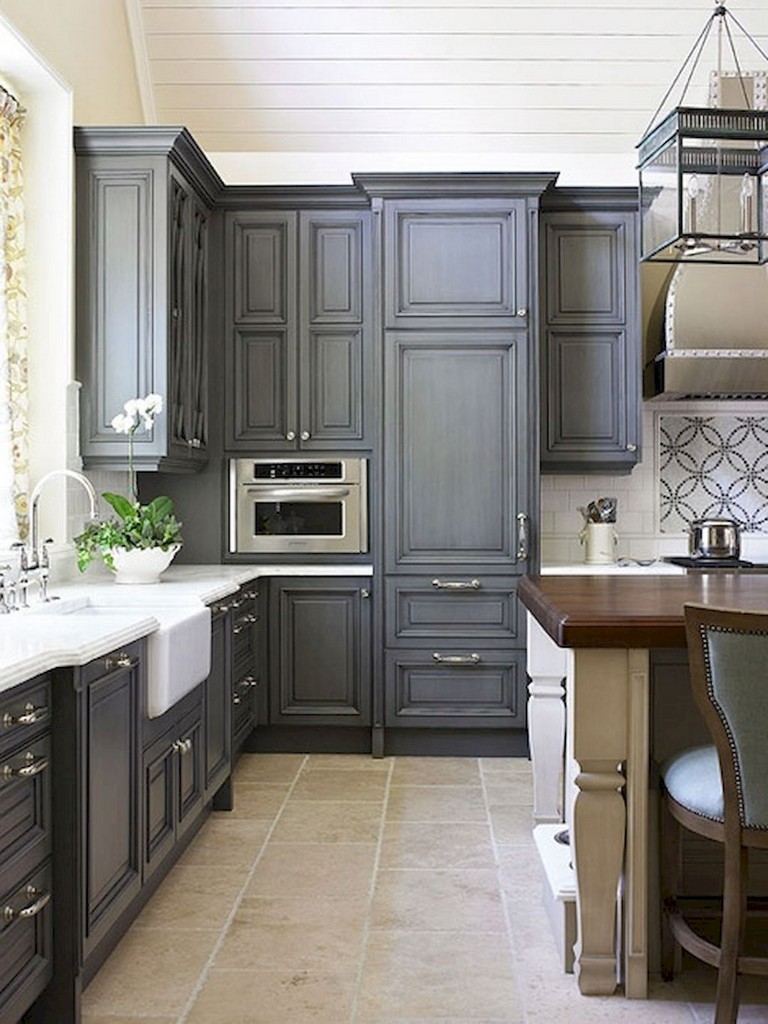 38+ Beautiful Farmhouse Gray Kitchen Cabinet Ideas - Page 7 of 40