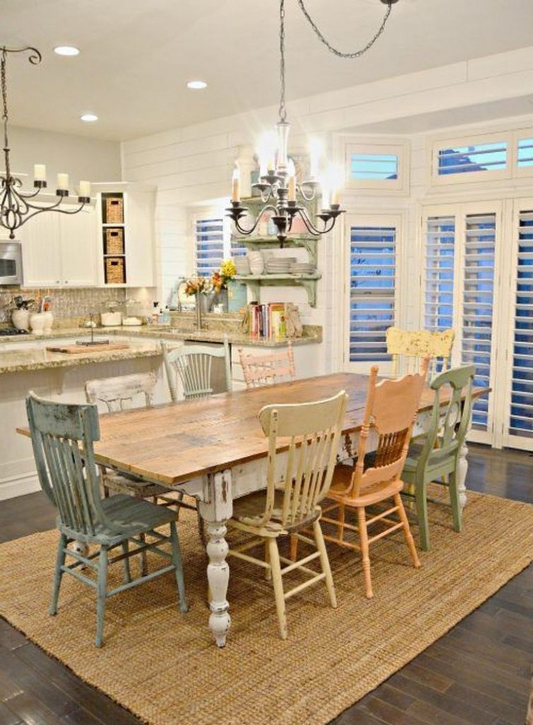 60+ Beautiful Farmhouse Dining Room Table and Decorating Ideas - Page ...