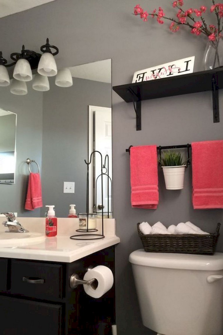 Red Bathroom Decorating Ideas : Apartment Bathroom Decorating Ideas - TheyDesign.net ... / Use these beautiful bath designs and clever color tips to find the bathroom color scheme that fits your style and your home.